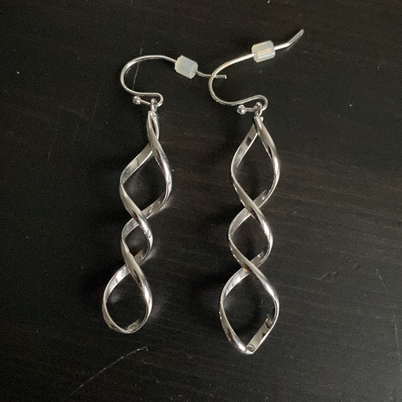 Lia Sophia Twisty Dangle Earrings - Picture 4 of 4